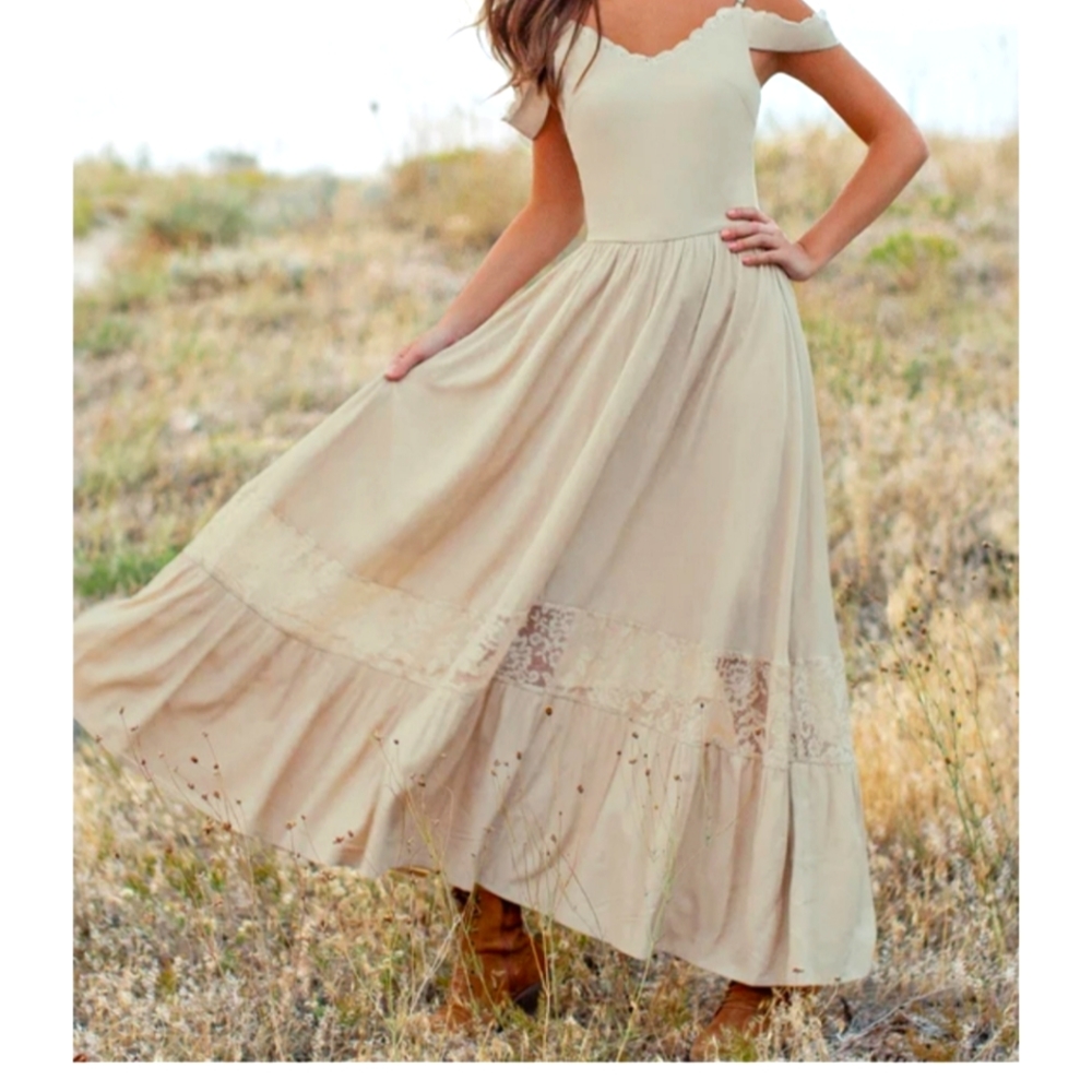 Joyfolie in Taupe Ecru. Size S.